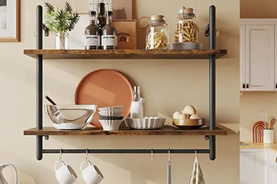 Streamlined shelves with essential cookware 
