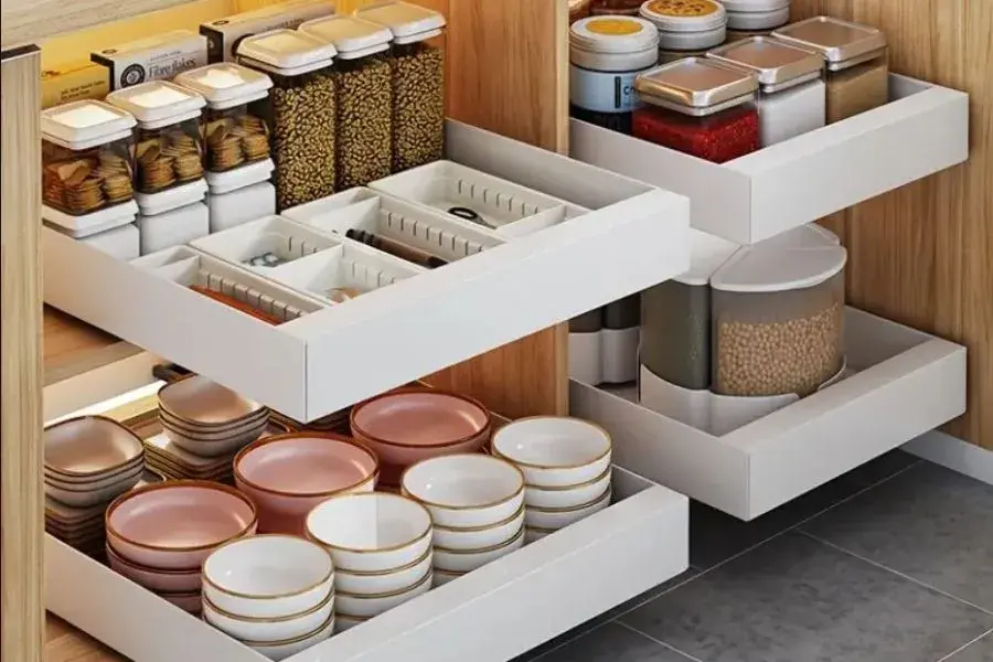 Smart Storage Solutions for Modern Kitchens